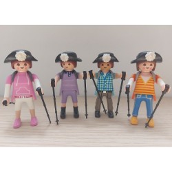 FIGURA PEREGRINO MODERNO CHICA- MODELOS VARIADOS CONSTANTEMENTE