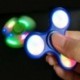 HAND SPINNER LUCES LED EN CAJA , EXP. 24 UNDS , VENTA POR UNIDAD